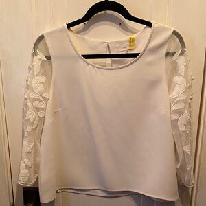 Chic Sheer Sleeve Blouse in Cream